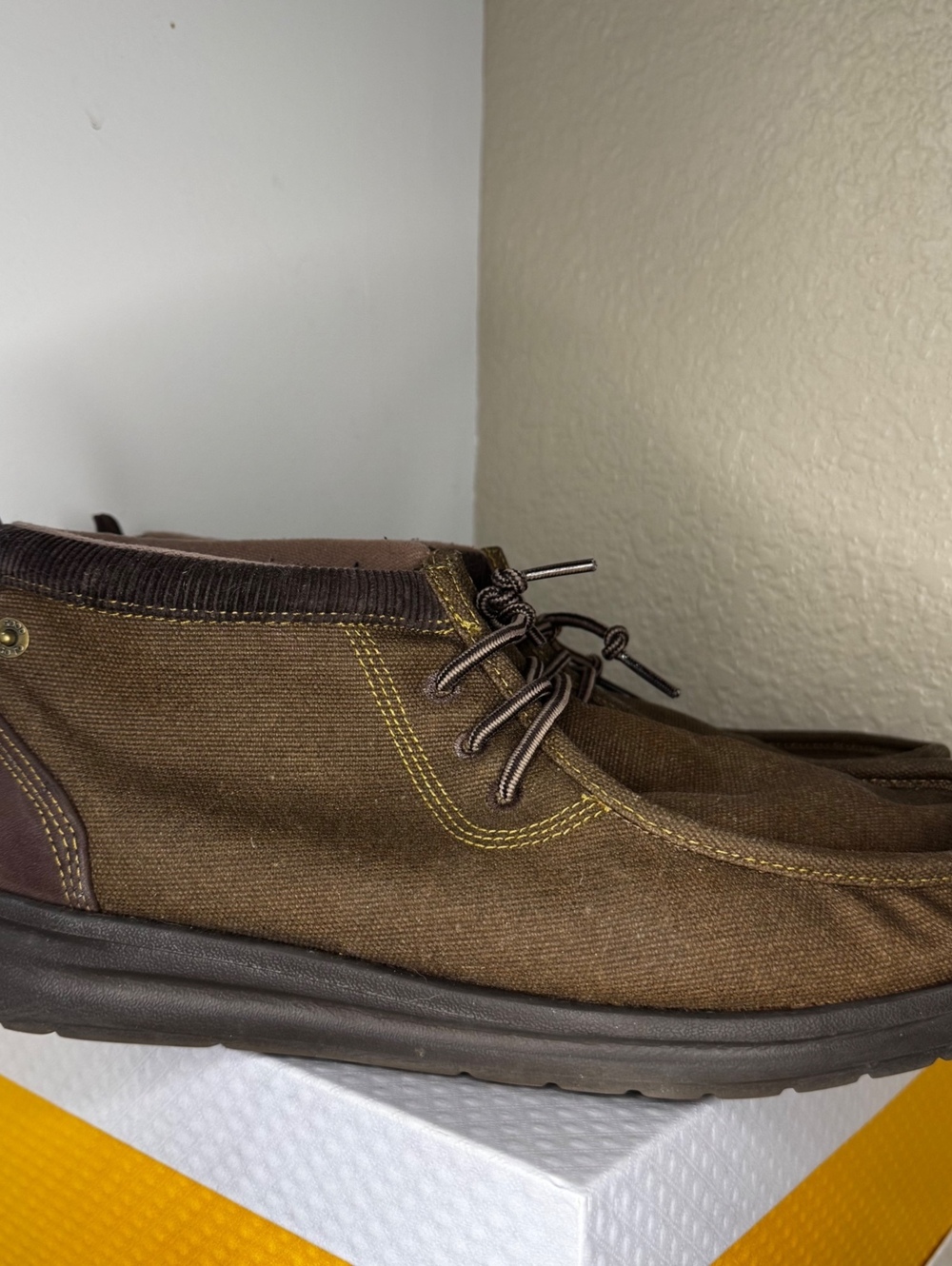 Hey Dude Wally Mid GripR Workwear Dark Brown Men’s 11 Moc Toe Boots